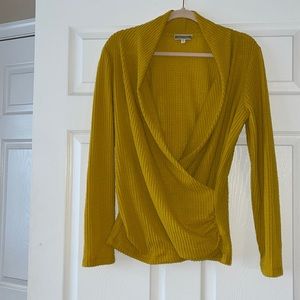 Mustard sweater‎